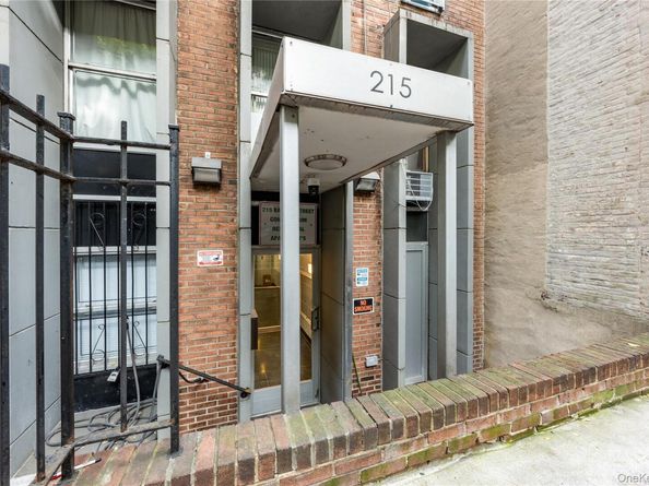 215 E 77TH Street 4D, New York (Manhattan) NY 10075