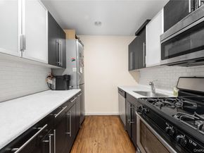 215 E 77TH Street 4D, New York (Manhattan) NY 10075