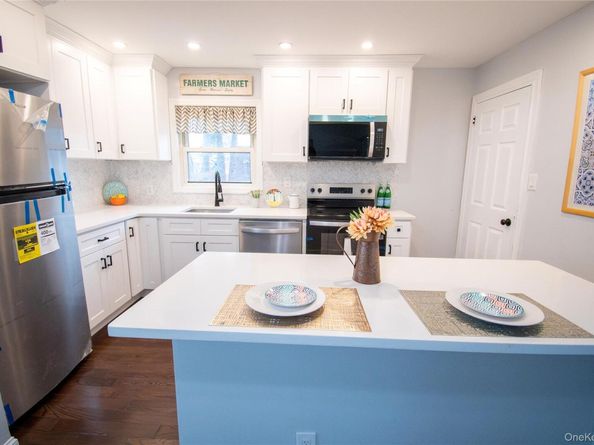 650 Bryant Street, East Meadow NY 11554