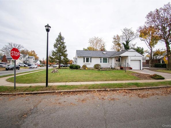 650 Bryant Street, East Meadow NY 11554