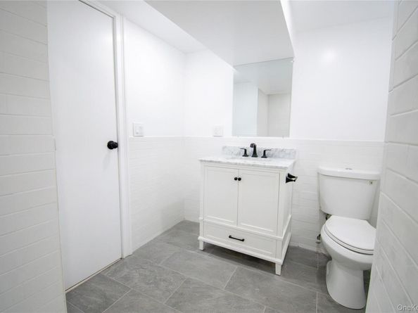 650 Bryant Street, East Meadow NY 11554