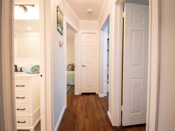 650 Bryant Street, East Meadow NY 11554