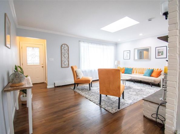 650 Bryant Street, East Meadow NY 11554