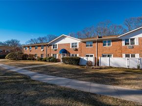 460 Old Town Road 11I, Port Jefferson Station NY 11776