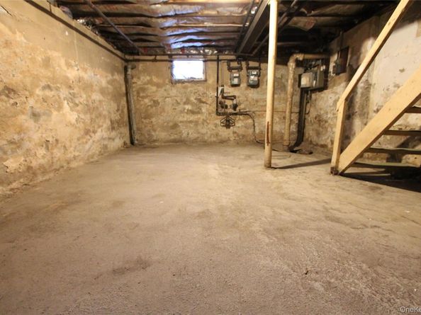 61-54 56th Avenue, Maspeth NY 11378