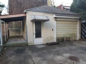 61-54 56th Avenue, Maspeth NY 11378