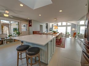 321 E Montauk Highway, Hampton Bays NY 11946