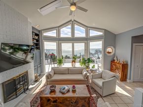 321 E Montauk Highway, Hampton Bays NY 11946