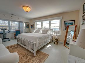 321 E Montauk Highway, Hampton Bays NY 11946