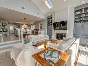 321 E Montauk Highway, Hampton Bays NY 11946