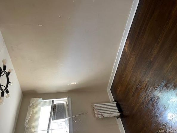 73-26 260th Street B, Glen Oaks NY 11004