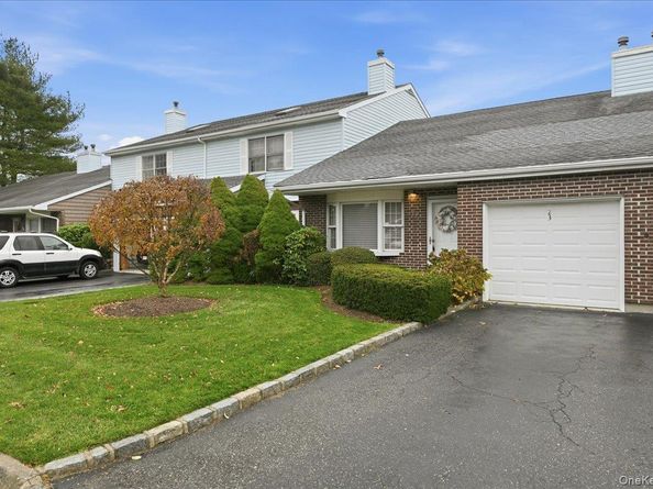 23 Sandy Hill Road, Commack NY 11725