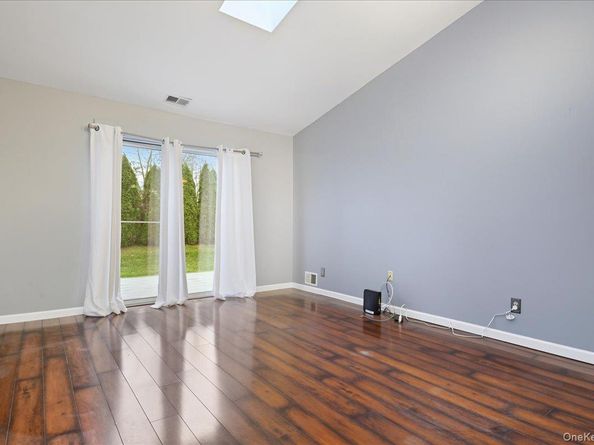 23 Sandy Hill Road, Commack NY 11725