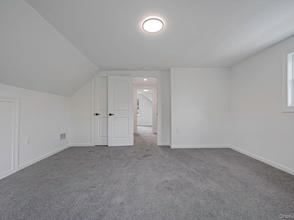 215 W Marie Street, Hicksville NY 11801