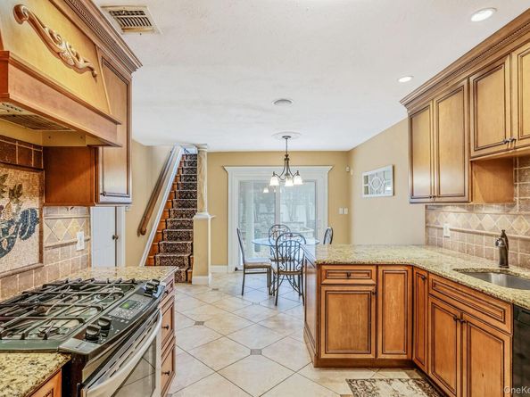 310 Terry Road, Smithtown NY 11787