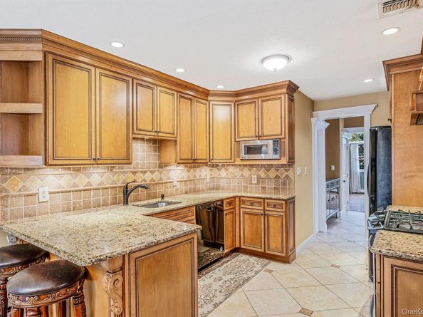 310 Terry Road, Smithtown NY 11787