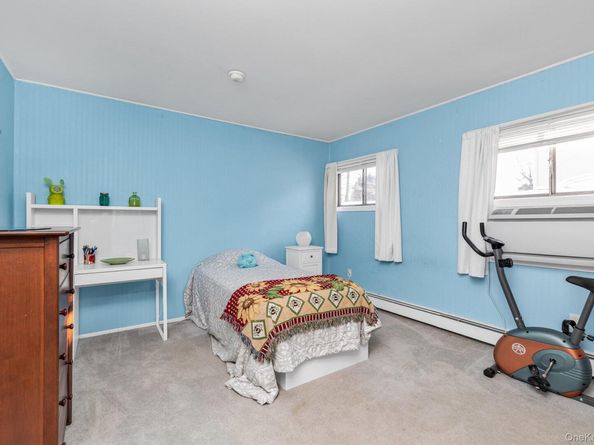 25 March Lane, Westbury NY 11590