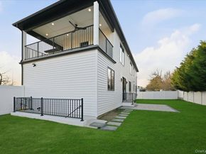 267 Sprucewood Drive, Levittown NY 11756