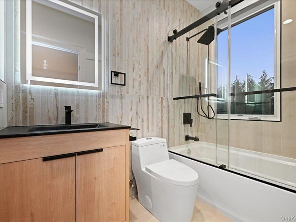 267 Sprucewood Drive, Levittown NY 11756