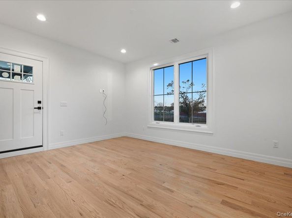 267 Sprucewood Drive, Levittown NY 11756