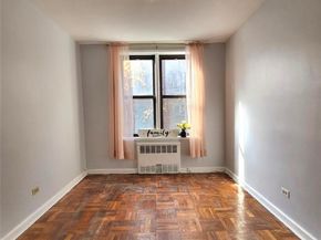 33-27 91 1J, Jackson Heights NY 11372