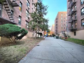 33-27 91 1J, Jackson Heights NY 11372