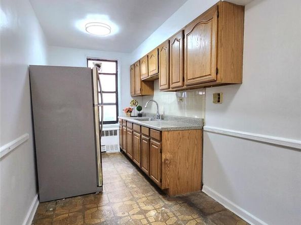 33-27 91 1J, Jackson Heights NY 11372