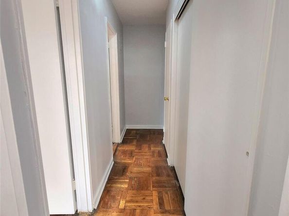 33-27 91 1J, Jackson Heights NY 11372