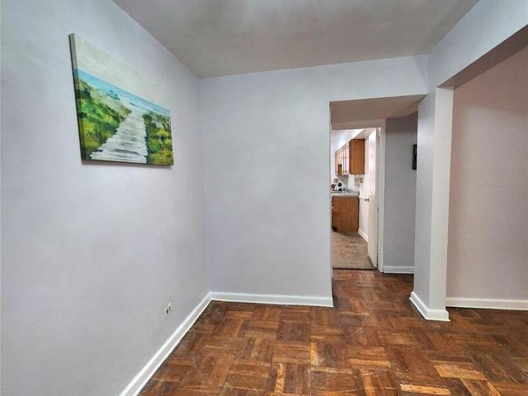 33-27 91 1J, Jackson Heights NY 11372