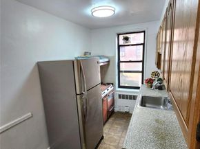 33-27 91 1J, Jackson Heights NY 11372