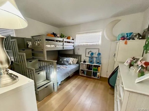 6 Shore Road, Southampton NY 11968