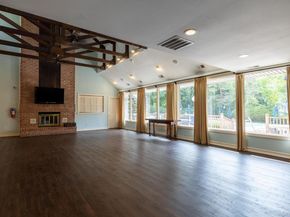 105 Glen Way, Syosset NY 11791