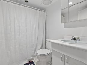 105 Glen Way, Syosset NY 11791