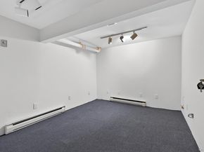 105 Glen Way, Syosset NY 11791