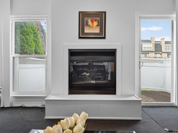 105 Glen Way, Syosset NY 11791