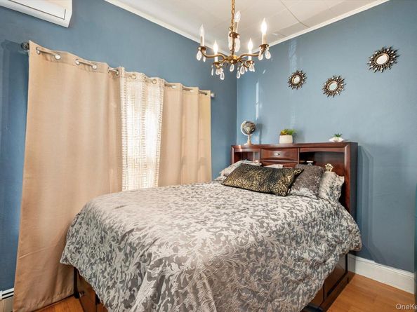 13315 231st Street, Laurelton NY 11413