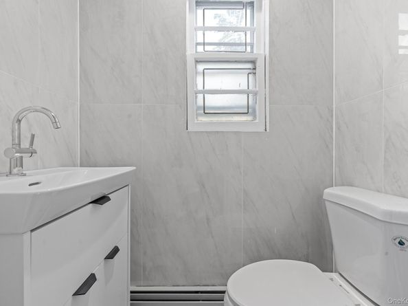 17211 Horace Harding Expressway, Fresh Meadows NY 11365