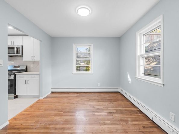 17211 Horace Harding Expressway, Fresh Meadows NY 11365