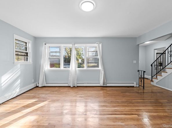 17211 Horace Harding Expressway, Fresh Meadows NY 11365