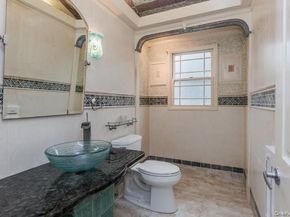 6 Beverly Rd., Oakdale NY 11769