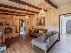 6 Beverly Rd., Oakdale NY 11769