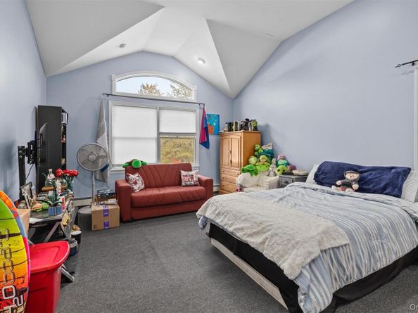 2 Smith Street, Deer Park NY 11729