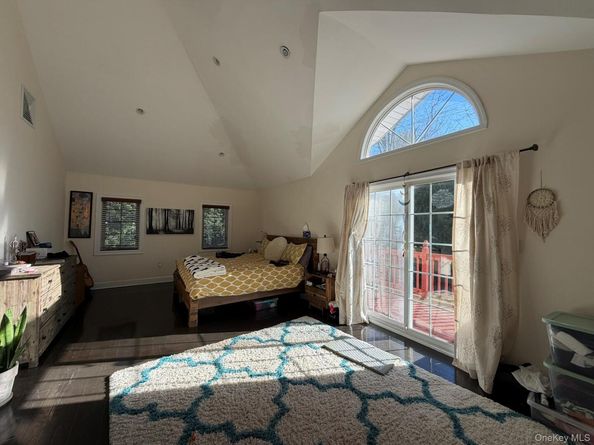 23 Arizona Avenue, Syosset NY 11791