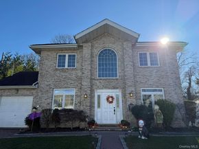 23 Arizona Avenue, Syosset NY 11791