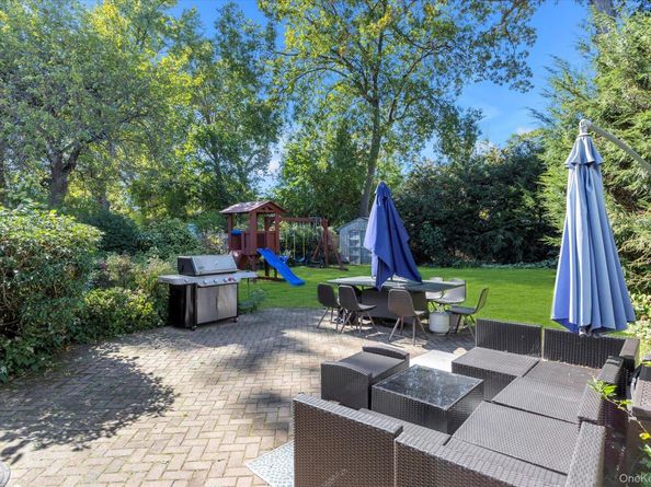 23 Skyview Place, Melville NY 11747