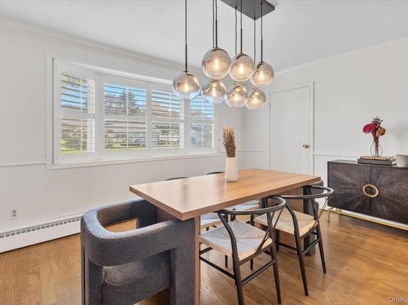 23 Skyview Place, Melville NY 11747