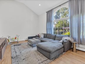 23 Skyview Place, Melville NY 11747