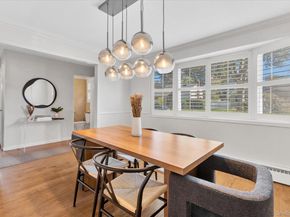 23 Skyview Place, Melville NY 11747