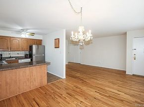 400 Fulton Street 14C, Farmingdale NY 11735