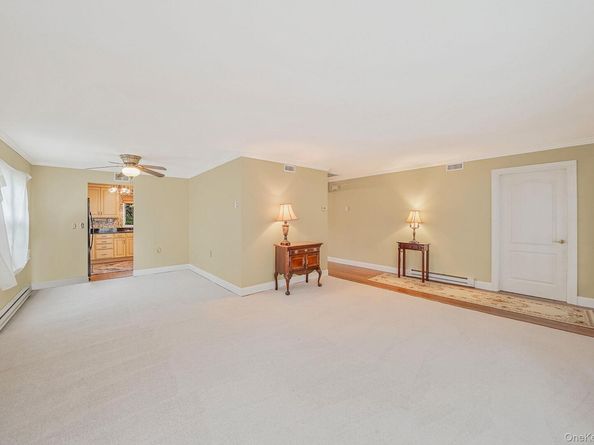 202 Belfast Lane, Ridge NY 11961